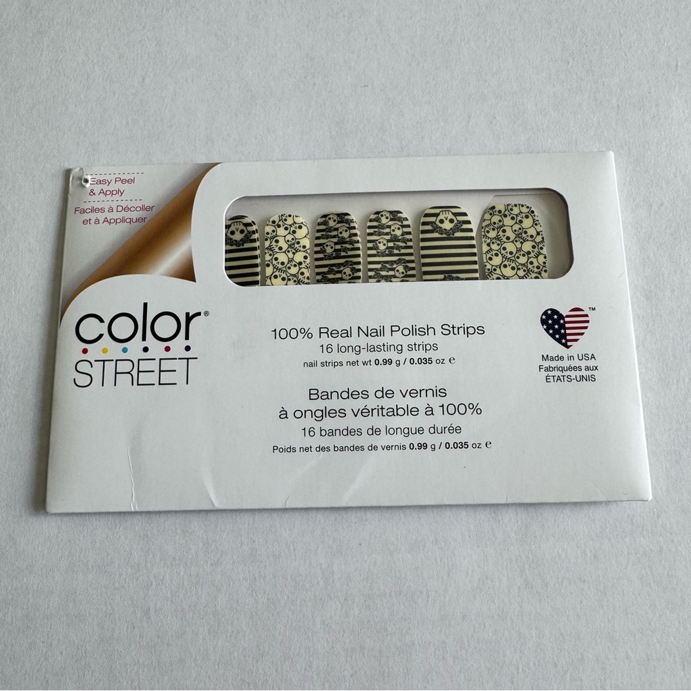 *Retired* Color Street: Literally Dead | Halloween Glow in the Dark Skulls Black - Picture 3 of 8